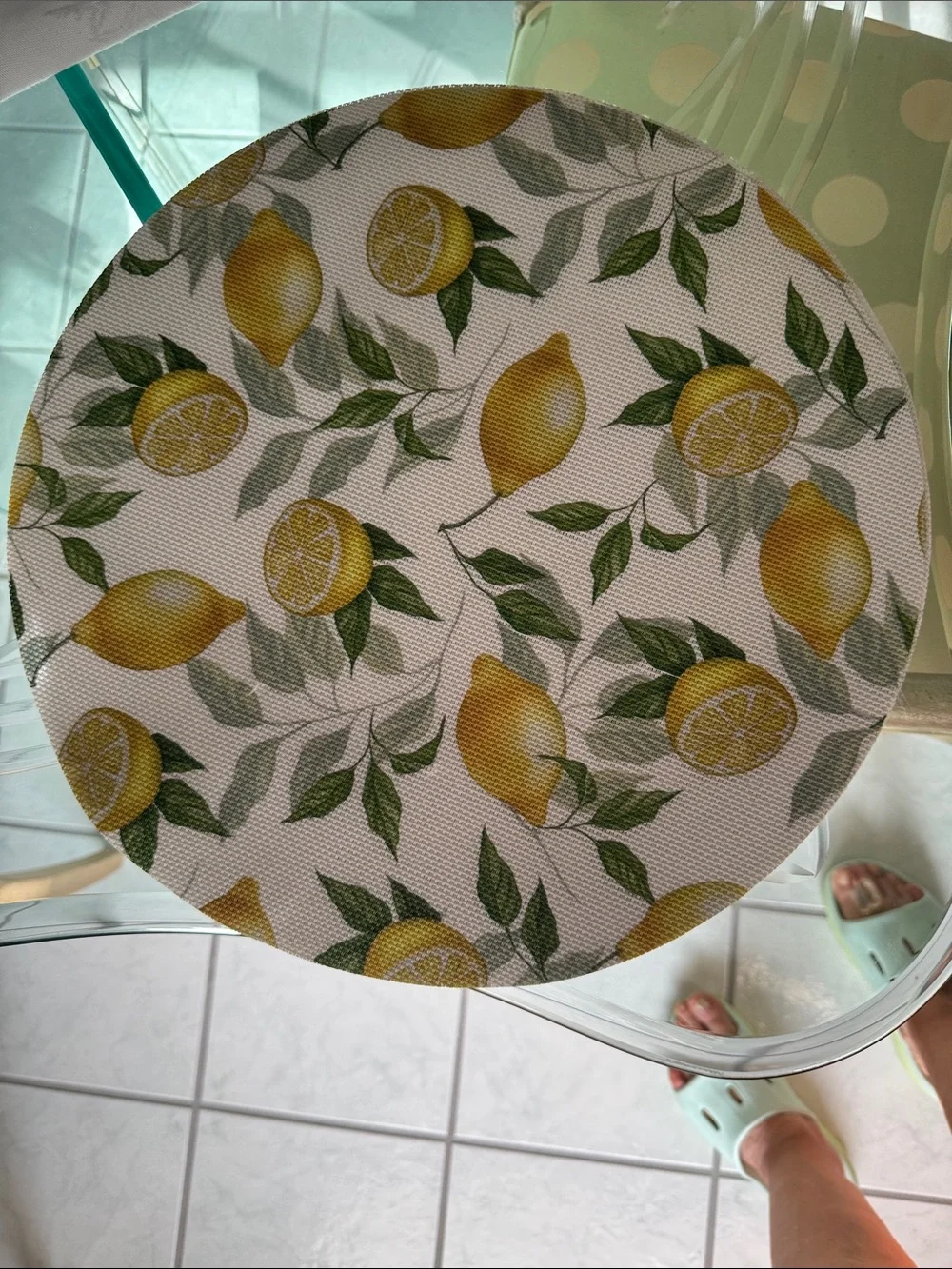 6 Lemon Print Round Placemat - Yellow & Green